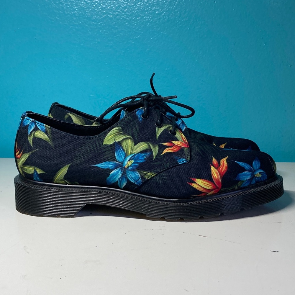 Dr Martens Floral Patterned Lace Up Shoes Size 39 Womens 8.5 New & Unworn - Picture 3 of 15